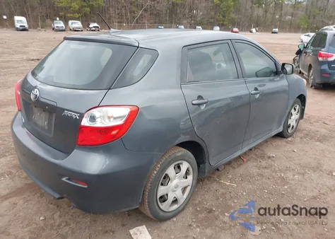 2009 Toyota Matrix z USA, uszkodzony, nr VIN 2T1KU40E99C070437